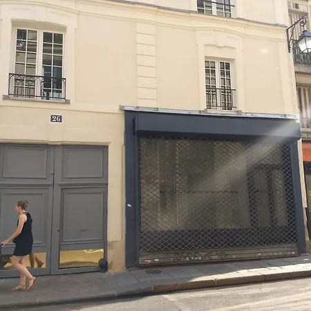 Appartamento Impeccable & Typical In The Marais Parigi